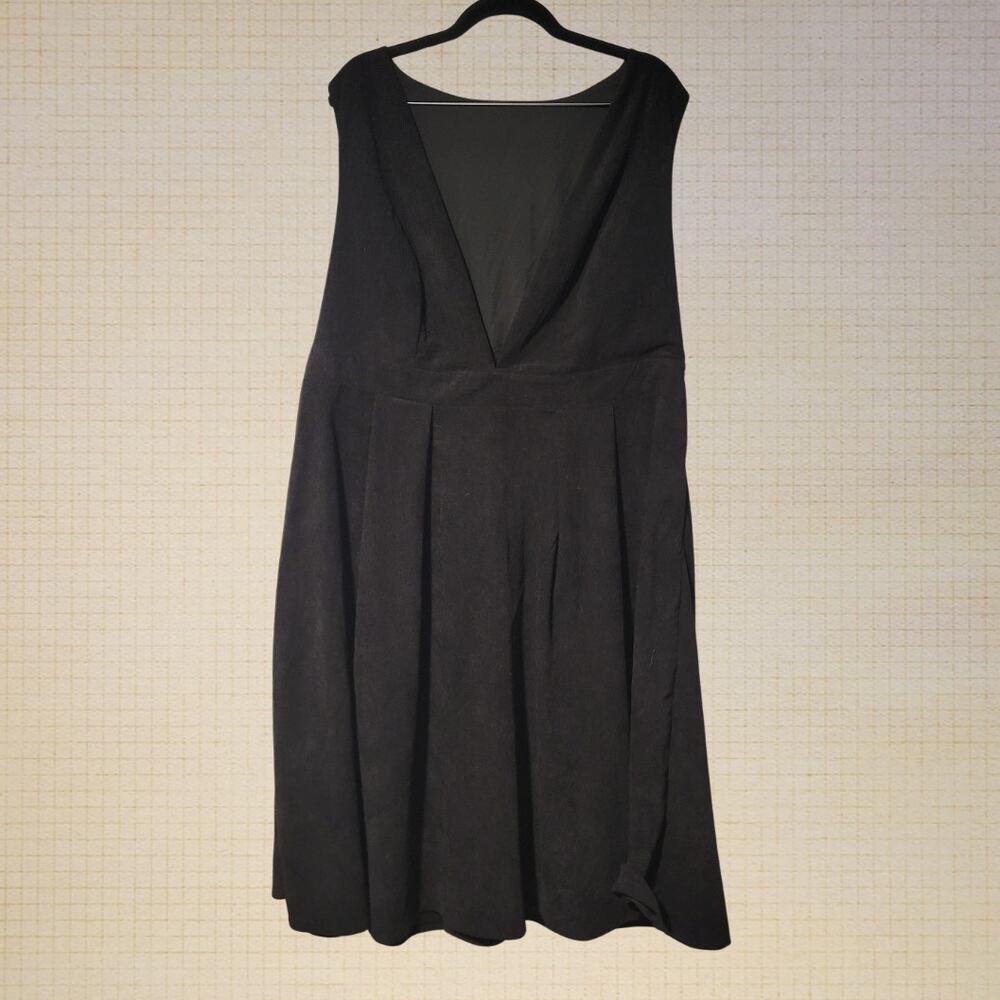 90s-esque Shein Corduroy Jumper Dress Deep V Neck Pleated Skirt XL 2X Sheath Fit